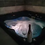 Relax Lounge